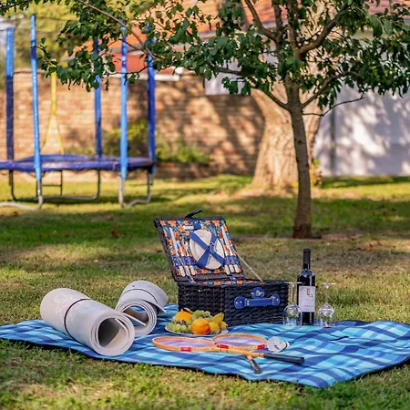 Gasthuis Degi Festetics-kastely, Park Vendeghaz Dég